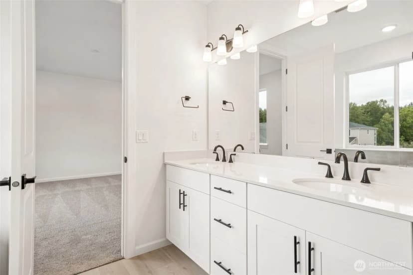Property photo for 933 Sawyer Avenue #29, Buckley photo 34