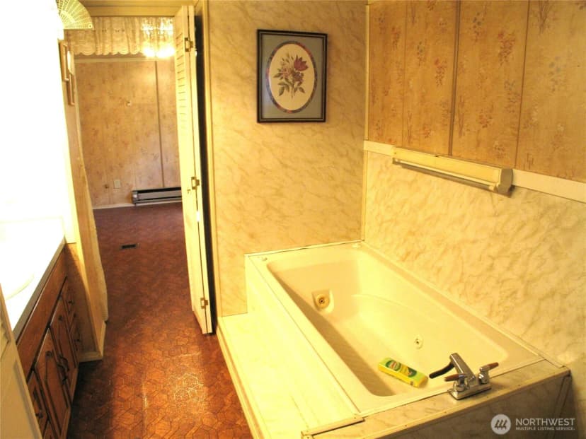 Property photo for 1815 324th Place, Ocean Park photo 21