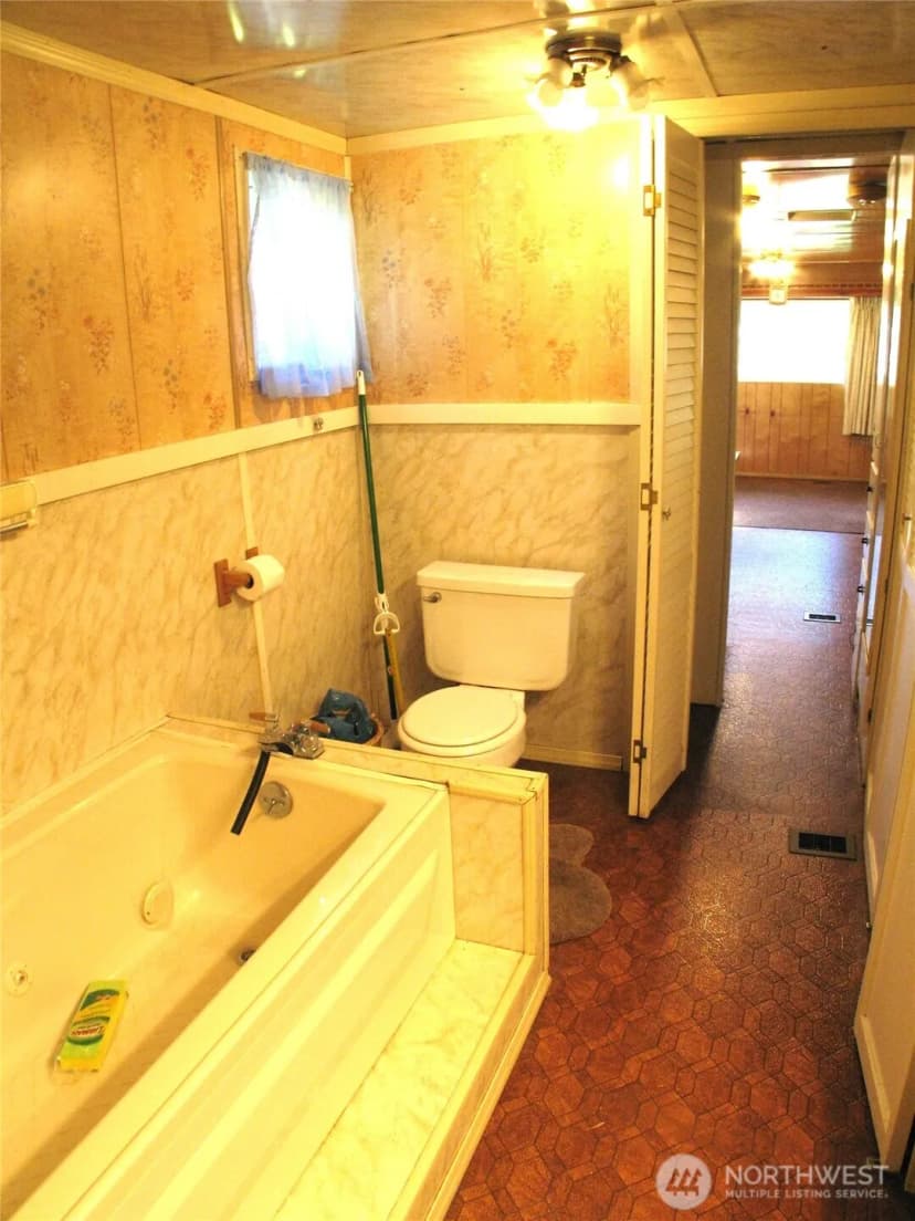 Property photo for 1815 324th Place, Ocean Park photo 22