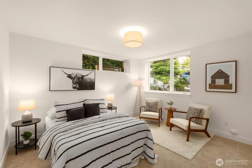 Property photo for 5201 Sand Point Place Ne, Seattle photo 17