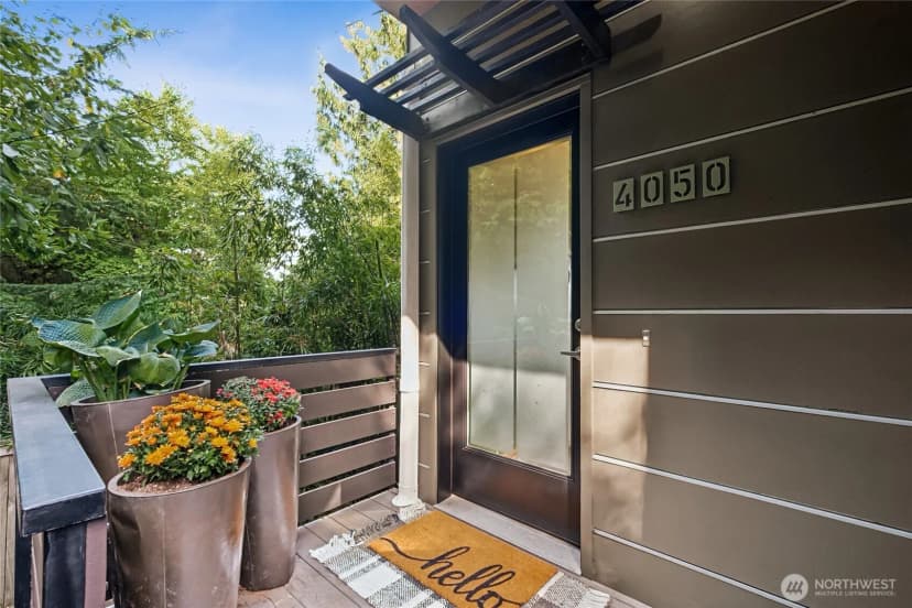 Property photo for 4050 34th Avenue S, Seattle photo 29