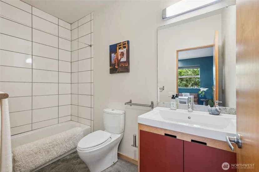 Property photo for 4050 34th Avenue S, Seattle photo 26