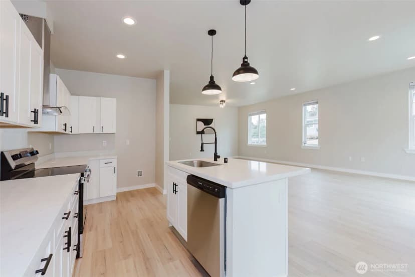 Property photo for 7590 E Idaho Street, Port Orchard photo 6