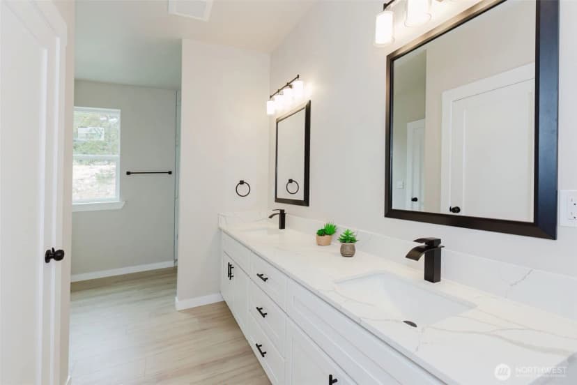 Property photo for 7590 E Idaho Street, Port Orchard photo 15