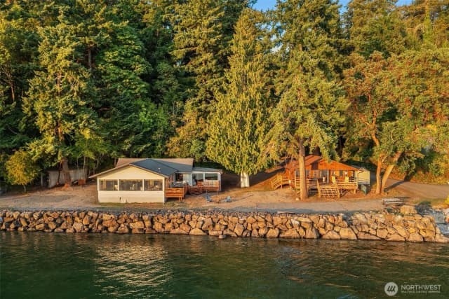 Property photo for 24115 143rd Avenue Sw, Vashon photo 3