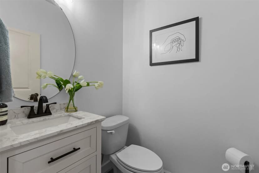 Property photo for 8122 Ne 189th Place, Kenmore photo 12