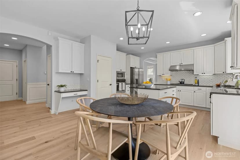 Property photo for 8122 Ne 189th Place, Kenmore photo 8