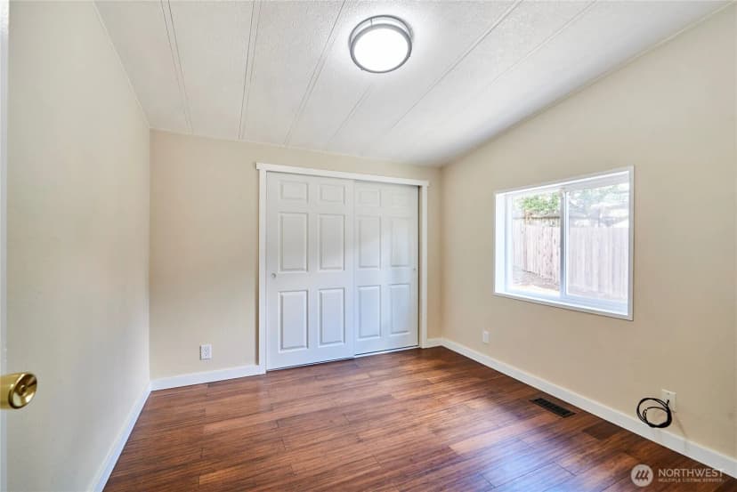 Property photo for 27103 41st Place S, Kent photo 24