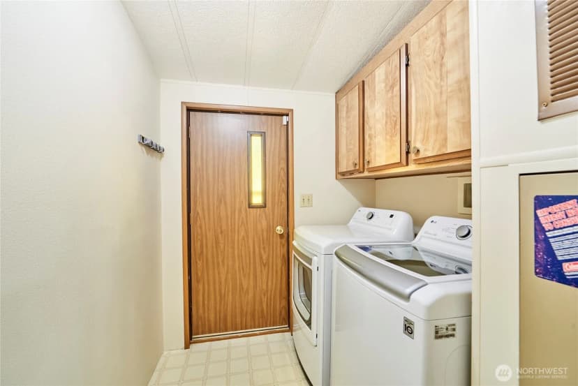 Property photo for 27103 41st Place S, Kent photo 23