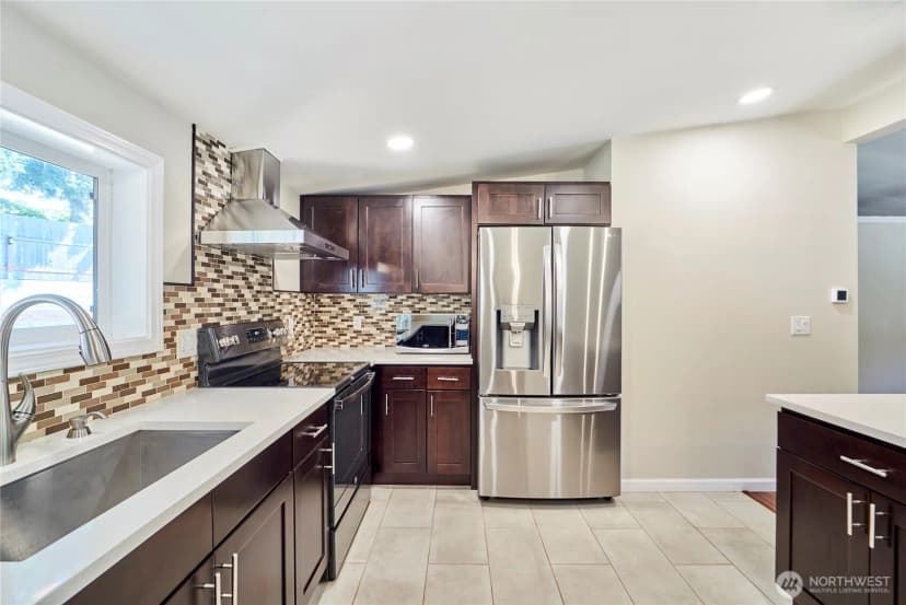 Property photo for 27103 41st Place S, Kent photo 6