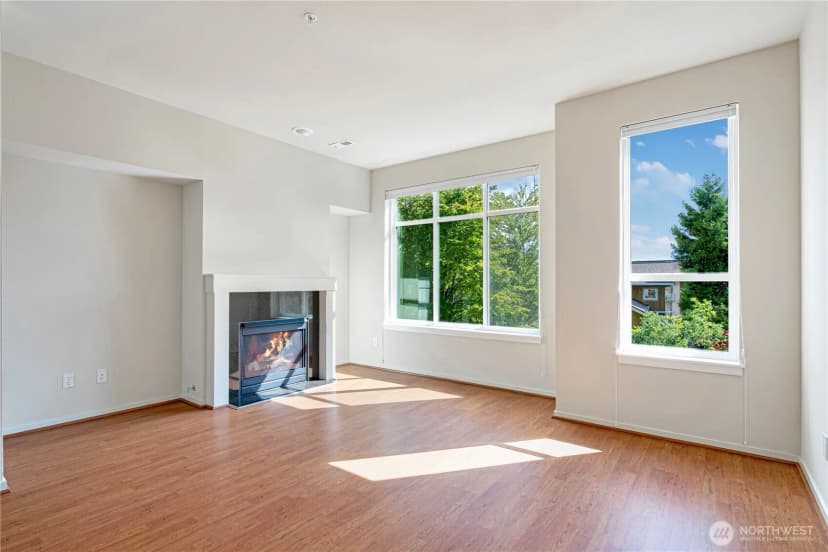 Property photo for 69 Cougar Ridge Road Nw #2104, Issaquah photo 4