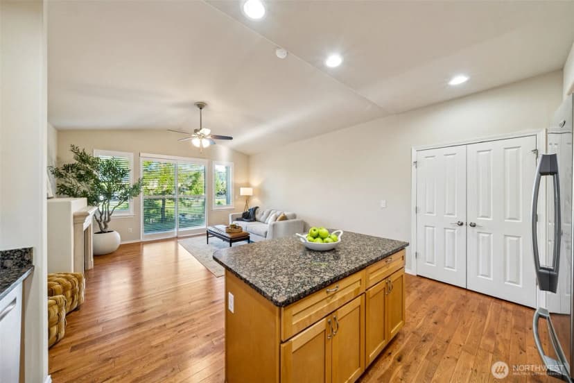 Property photo for 275 Bruhn Lane N, Enumclaw photo 8