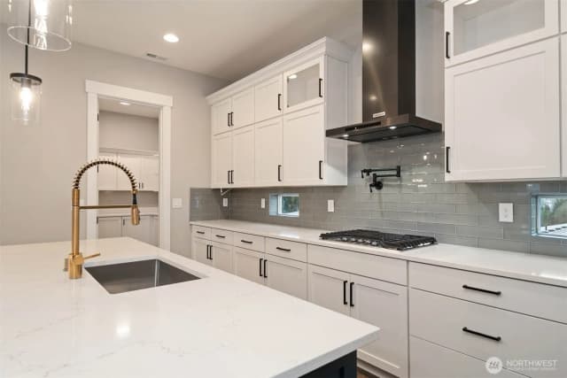 Property photo for 13037 75th Place S, Seattle photo 2