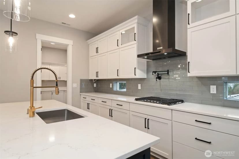 Property photo for 13037 75th Place S, Seattle photo 2