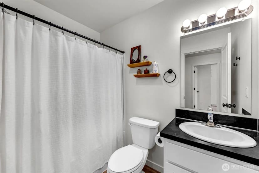 Property photo for 502 Cardinal Avenue, Winlock photo 22