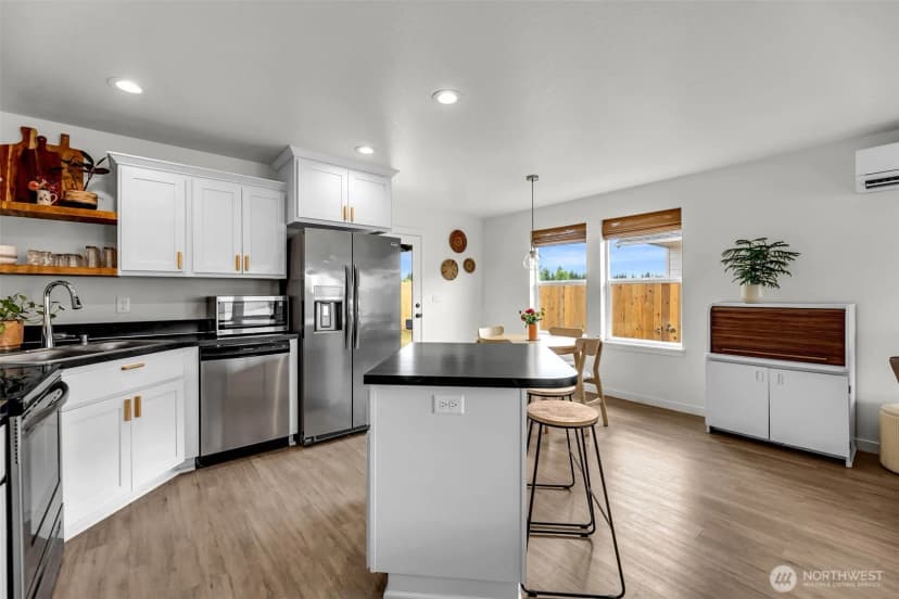 Property photo for 502 Cardinal Avenue, Winlock photo 7