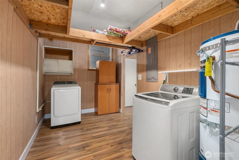 Property photo for 402 N 10th Street, Elma photo 26