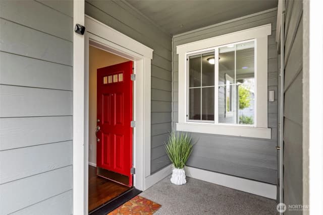 Property photo for 4594 Strathmore Circle Sw, Port Orchard photo 3