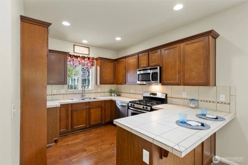 Property photo for 4594 Strathmore Circle Sw, Port Orchard photo 12