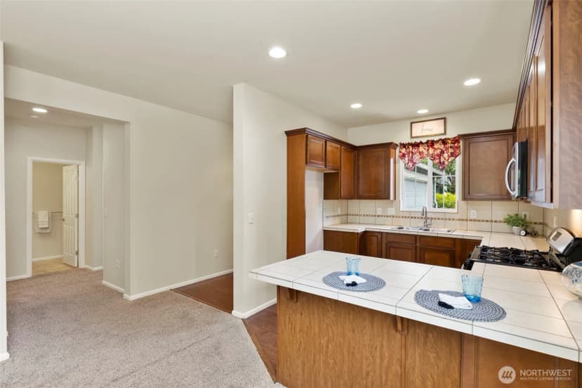 Property photo for 4594 Strathmore Circle Sw, Port Orchard photo 14