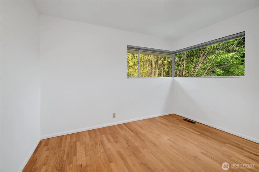 Property photo for 9724 Mercerwood Drive, Mercer Island photo 21