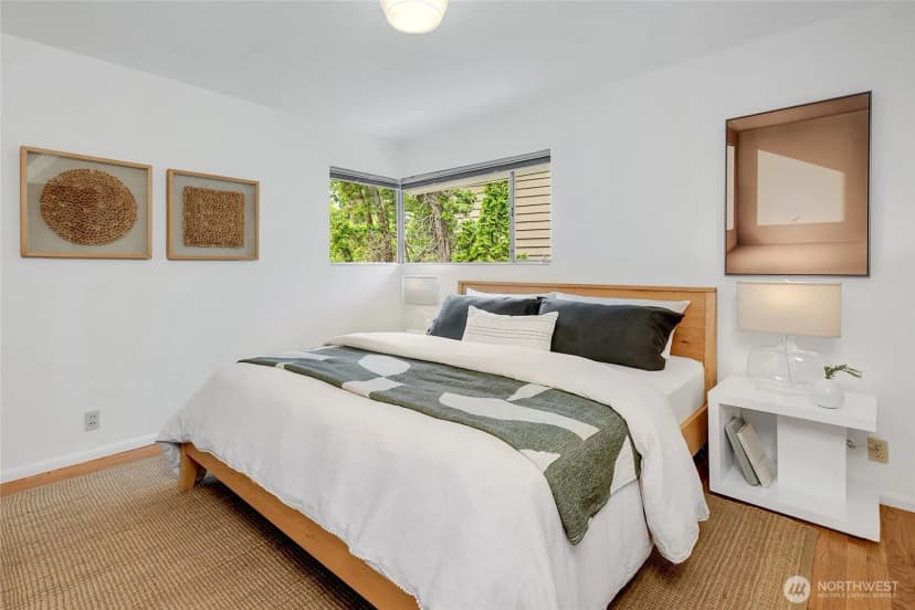 Property photo for 9724 Mercerwood Drive, Mercer Island photo 18