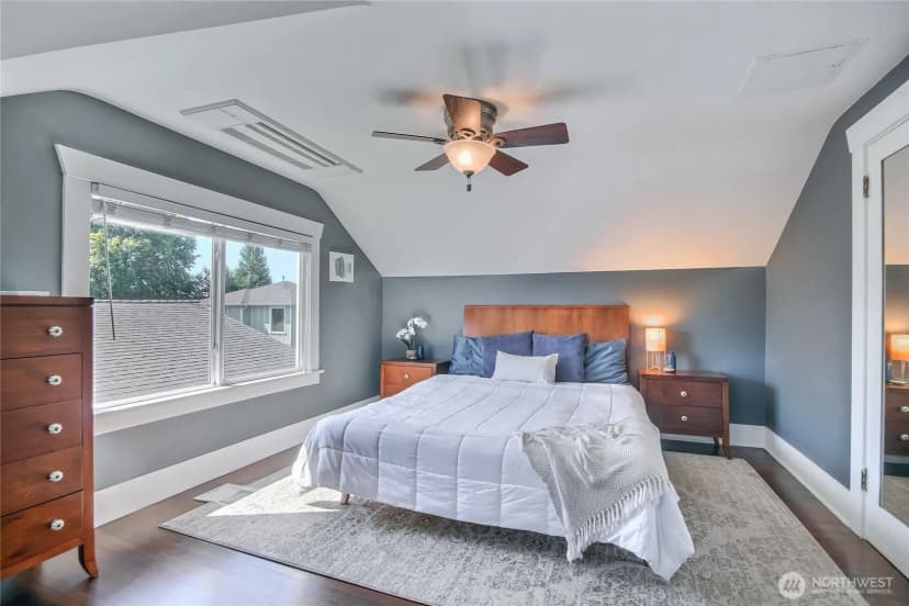 Property photo for 8605 Wallingford Avenue N, Seattle photo 15