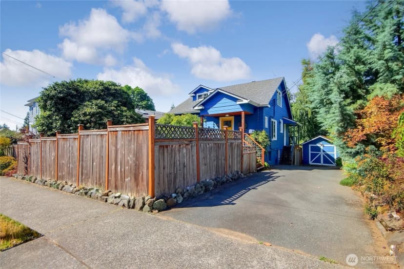 Property photo for 8605 Wallingford Avenue N, Seattle photo 33