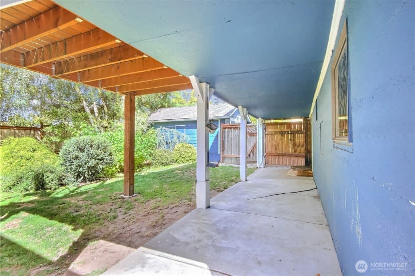 Property photo for 8605 Wallingford Avenue N, Seattle photo 30