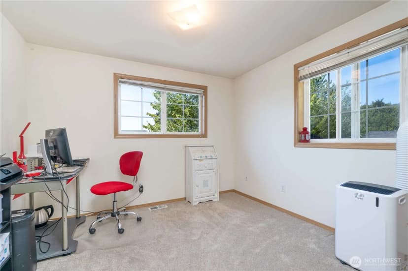Property photo for 26401 77th Avenue Nw, Stanwood photo 18