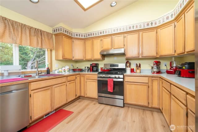 Property photo for 26401 77th Avenue Nw, Stanwood photo 4