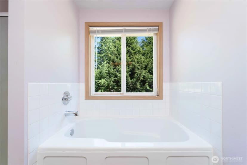 Property photo for 26401 77th Avenue Nw, Stanwood photo 14