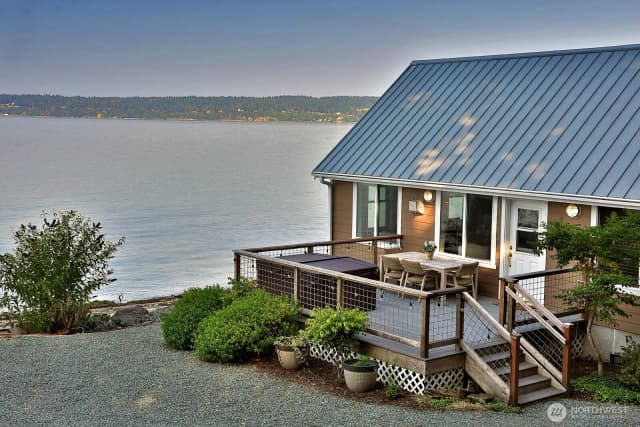 Property photo for 4653 Saratoga Road, Langley