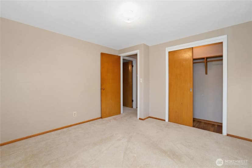 Property photo for 4612 17th Avenue Se, Lacey photo 20
