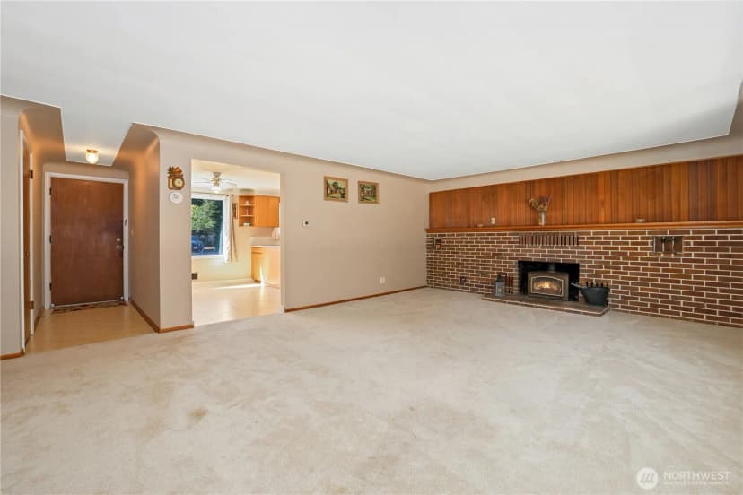 Property photo for 4612 17th Avenue Se, Lacey photo 6