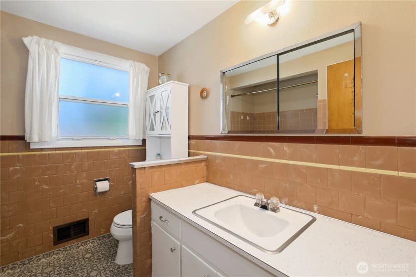 Property photo for 4612 17th Avenue Se, Lacey photo 23
