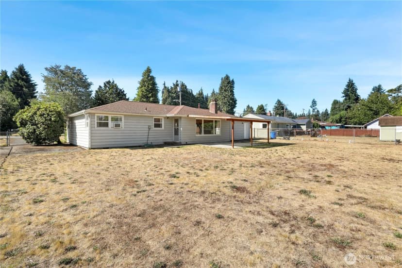 Property photo for 4612 17th Avenue Se, Lacey photo 28