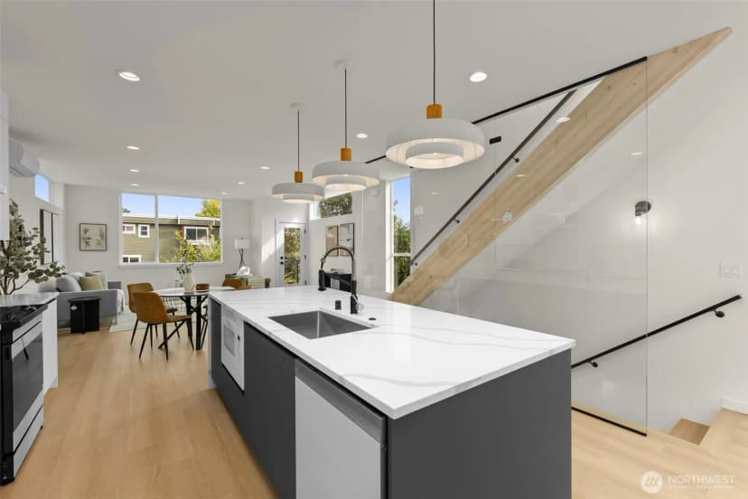 Property photo for 1225 N 48th Street, Seattle photo 13