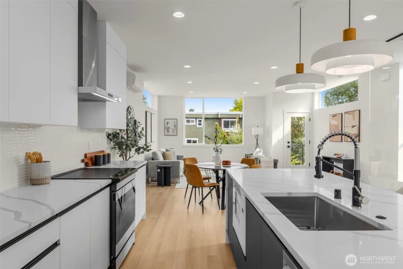 Property photo for 1225 N 48th Street, Seattle photo 14