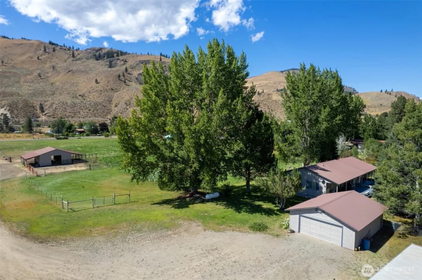Property photo for 54 B Ross Road #b, Twisp photo 2