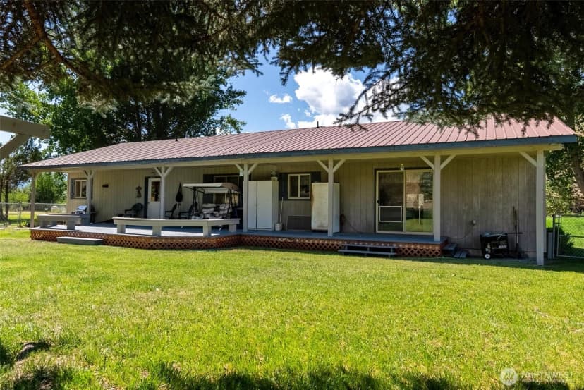 Property photo for 54 B Ross Road #b, Twisp photo 4