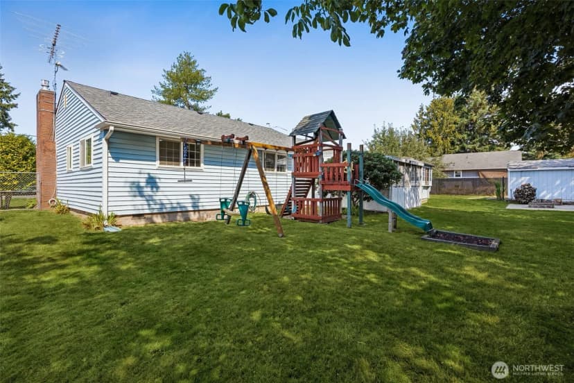 Property photo for 130 115th Street E, Tacoma photo 17
