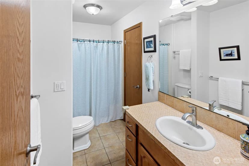 Property photo for 8324 Springridge Road Ne, Bainbridge Island photo 16