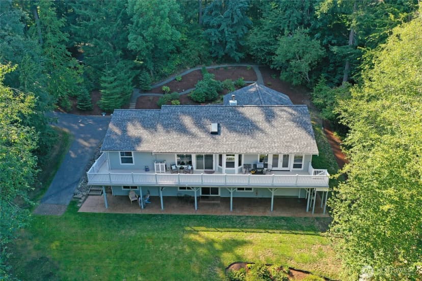 Property photo for 8324 Springridge Road Ne, Bainbridge Island photo 33