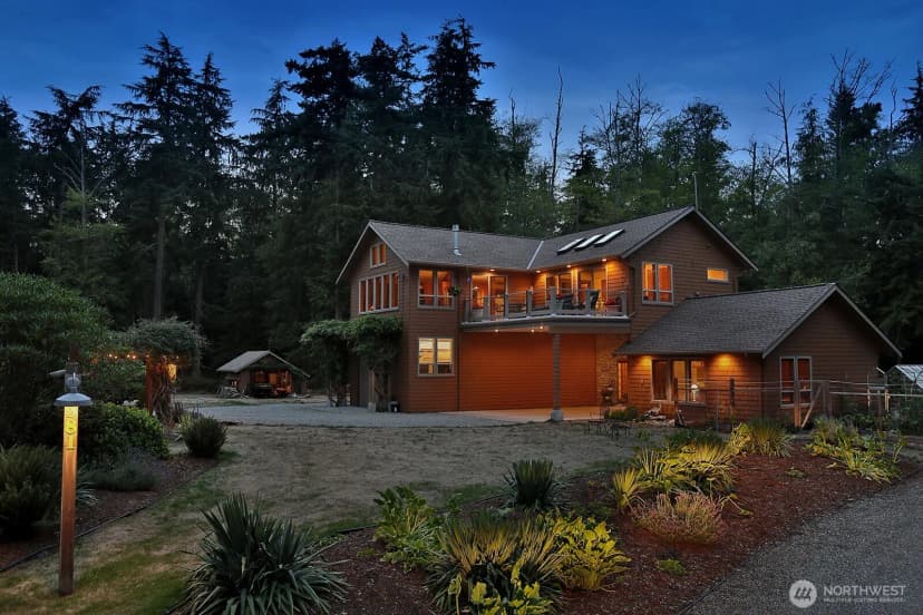 Property photo for 381 Lake Hancock Drive, Coupeville photo 35