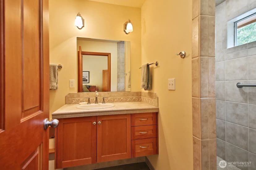 Property photo for 381 Lake Hancock Drive, Coupeville photo 23