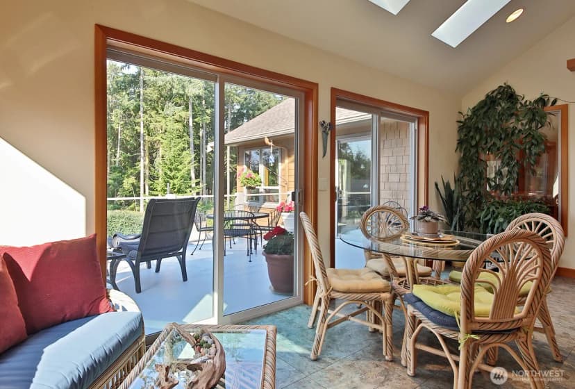 Property photo for 381 Lake Hancock Drive, Coupeville photo 10