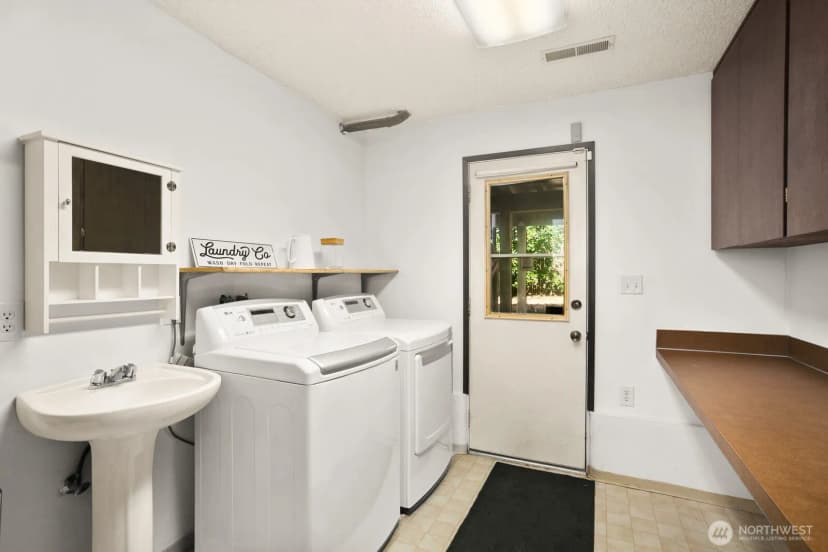 Property photo for 4004 Sw Sw 337th St Street, Federal Way photo 17