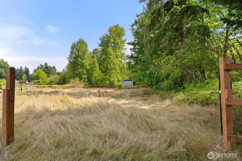 Property photo for 32311 87th Avenue E, Eatonville photo 32