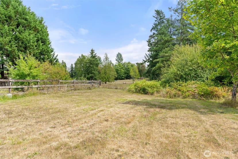 Property photo for 32311 87th Avenue E, Eatonville photo 34